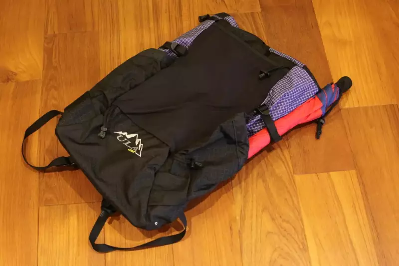 登山 バックパック 収納