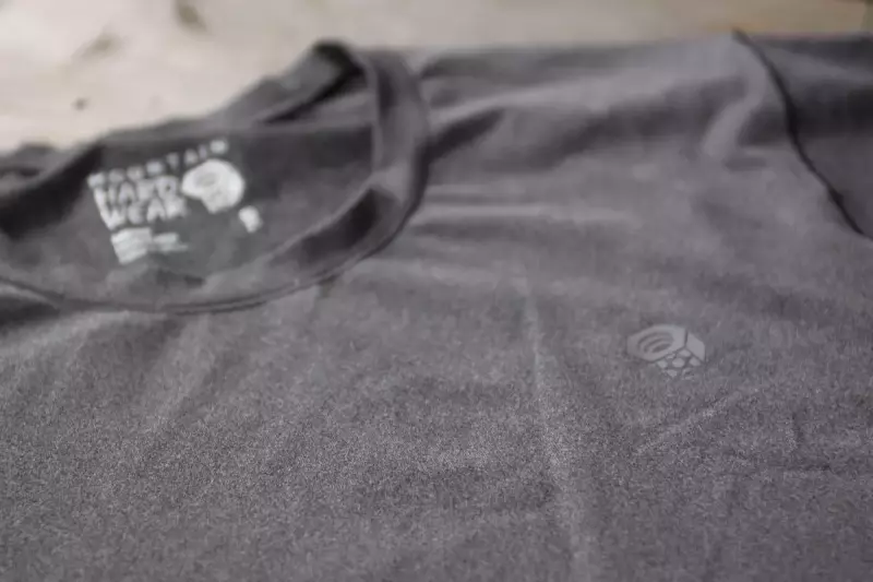 保温力 ベースレイヤー