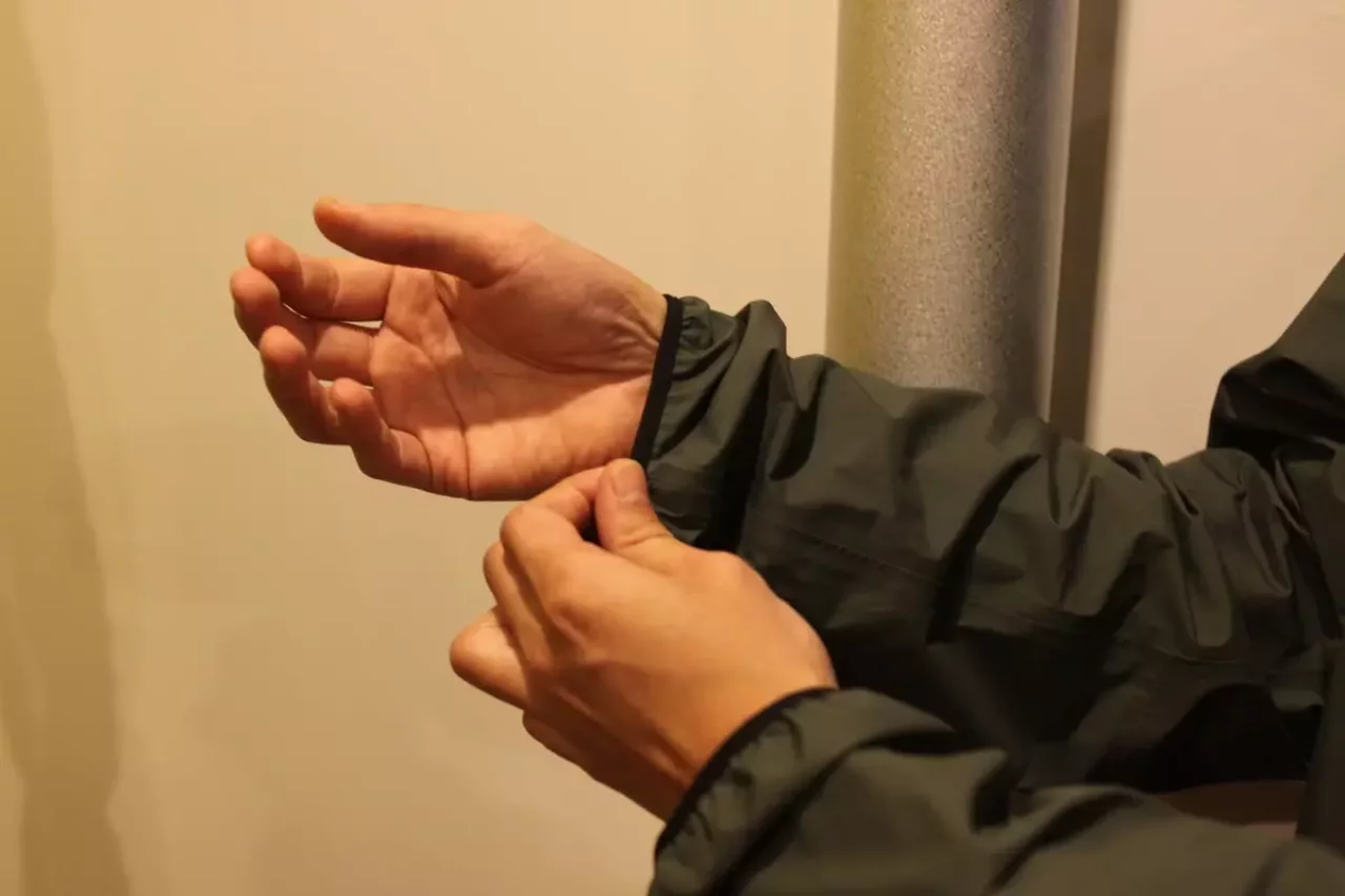 レインジャケット 袖