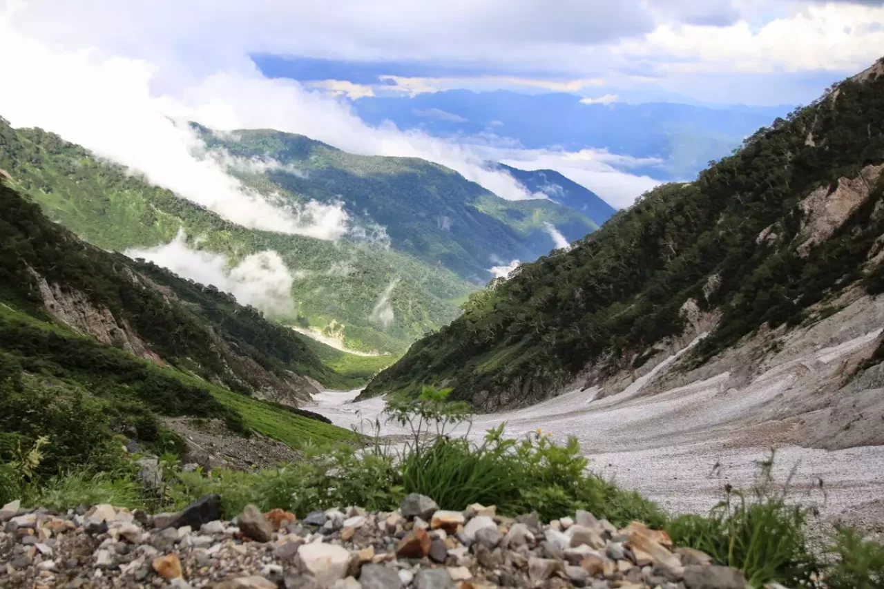 大雪渓から白馬岳 登山ルート2