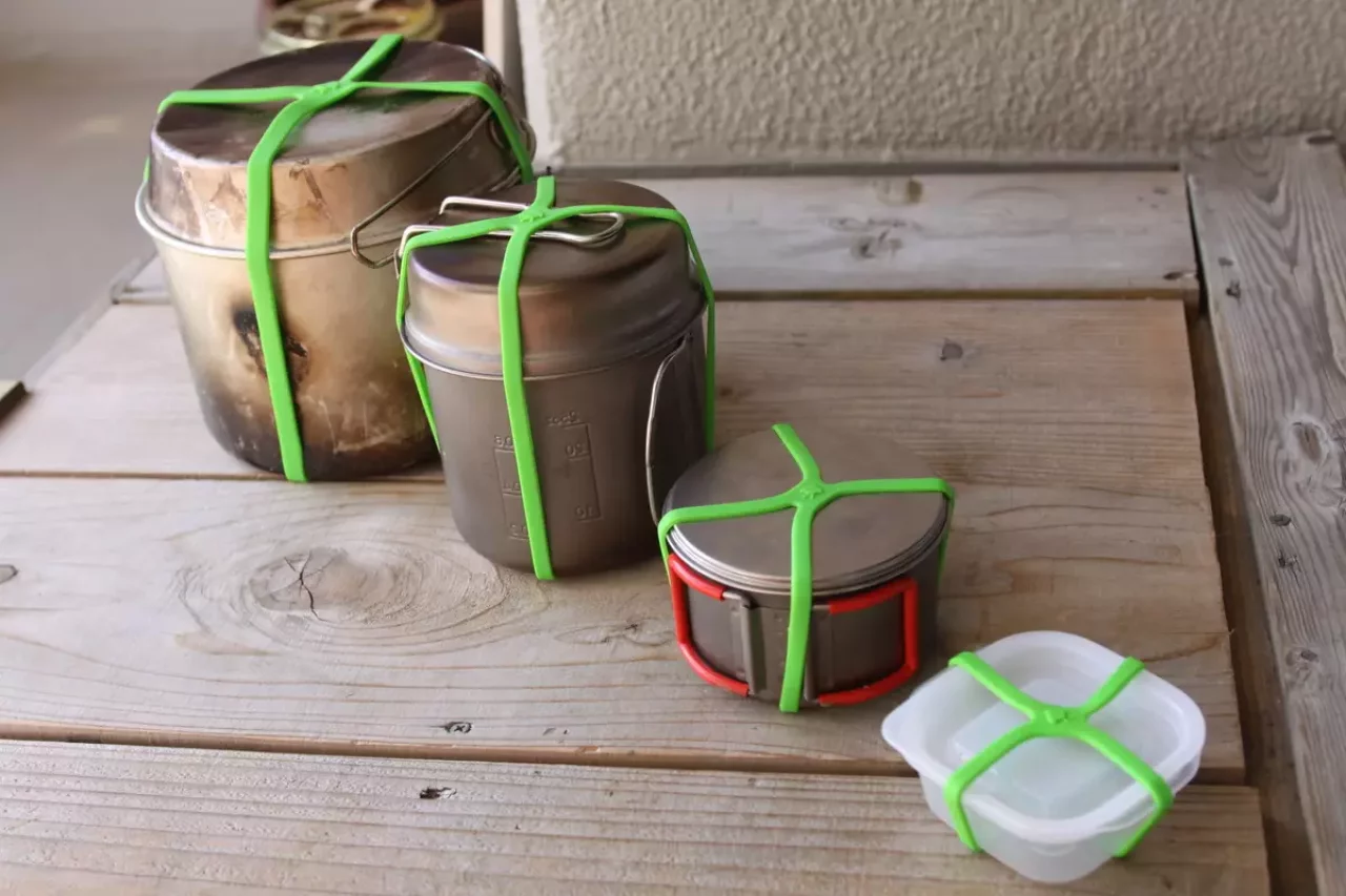 シリコン製クロスバンド