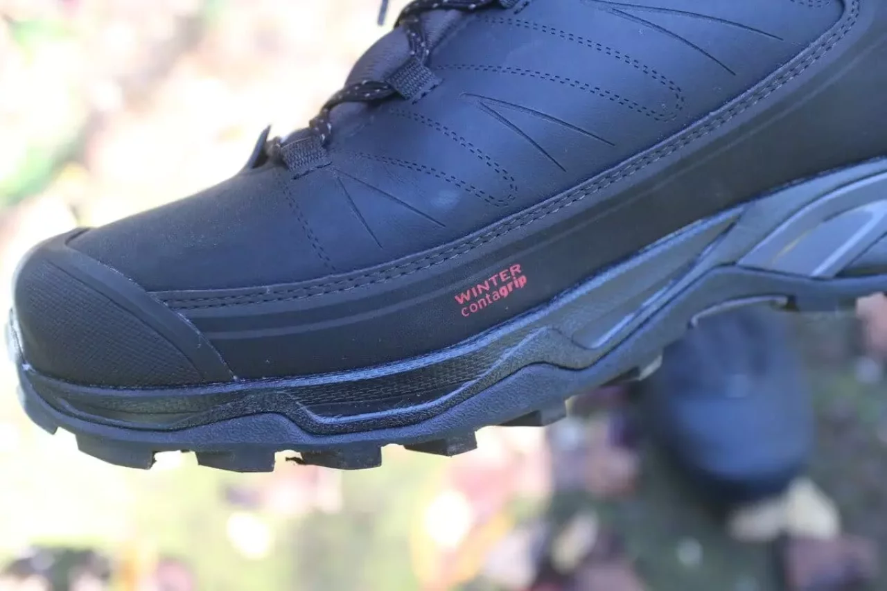 ハイキングブーツ『サロモン X ULTRA MID WINTER』