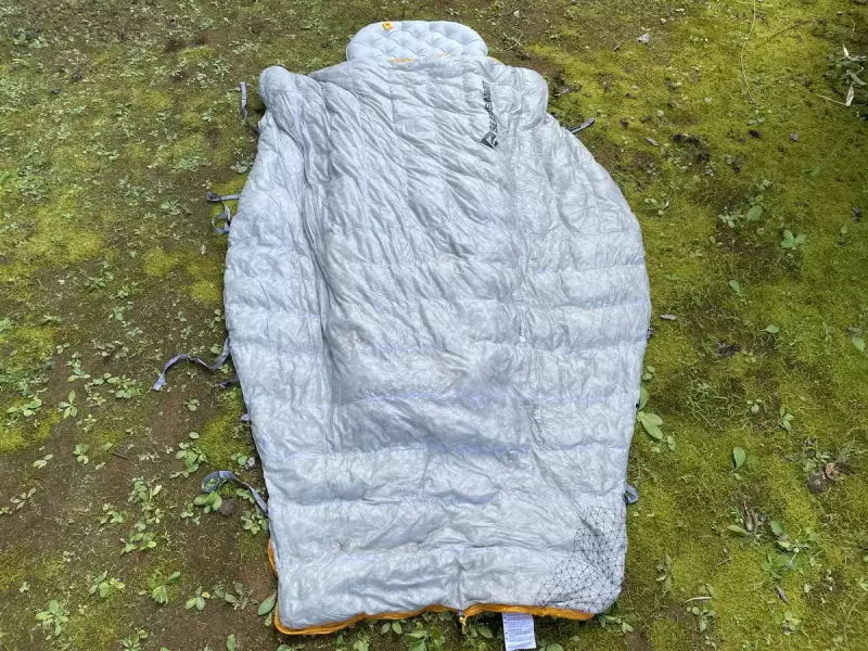 Sea to Summit エンバーダウンキルト エンバーEbI キルト型による温度調整のしやすさ