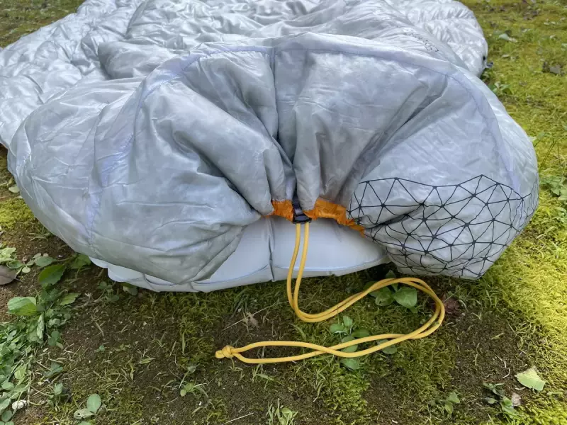 Sea to Summit エンバーダウンキルト エンバーEbI キルト型の寝心地の良さ