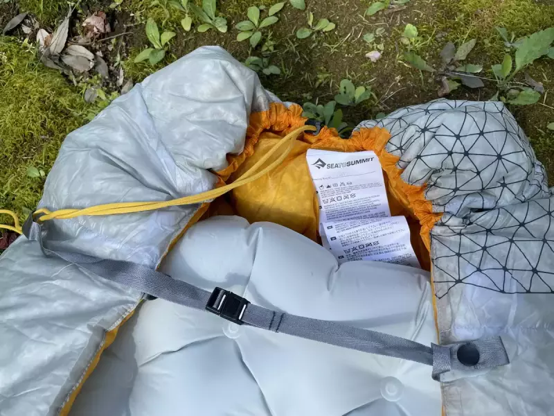キルト型とマミー型シュラフ 軽量性とコンパクト性の違い