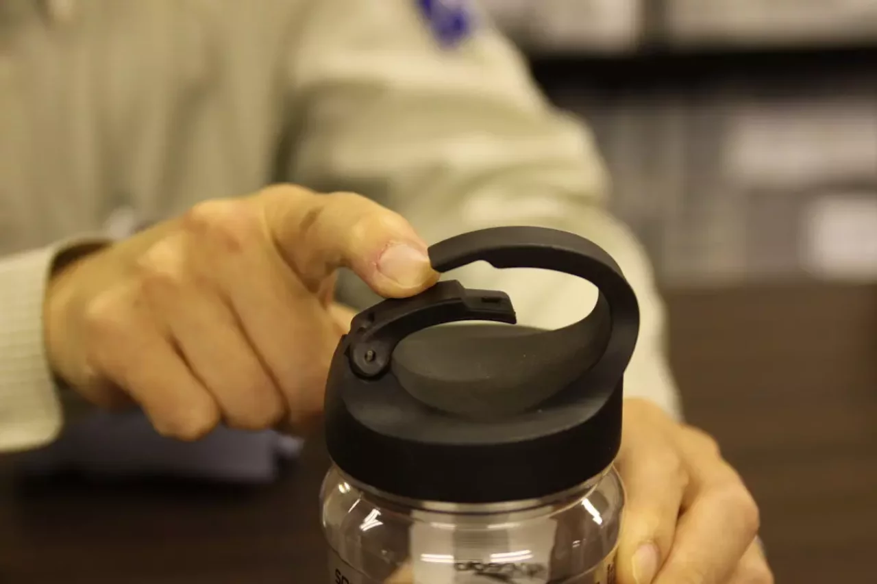 スピードのセームタオル ボトル