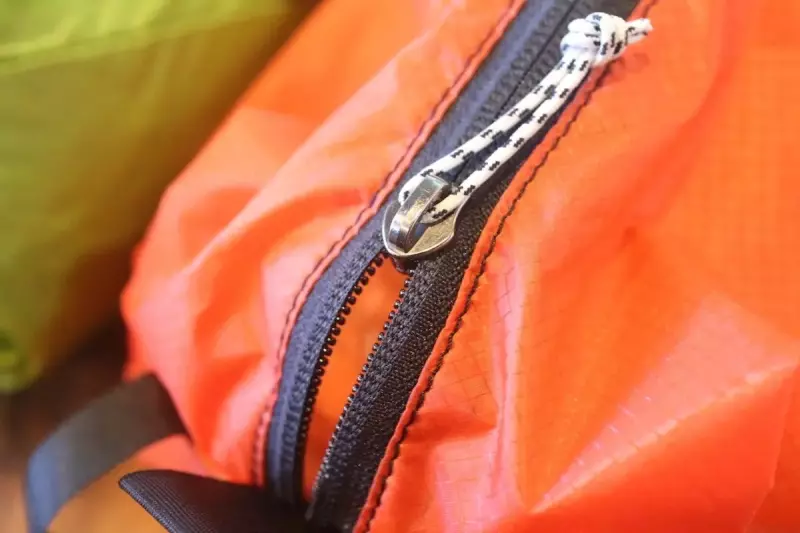 グラナイトギア エアジップサック