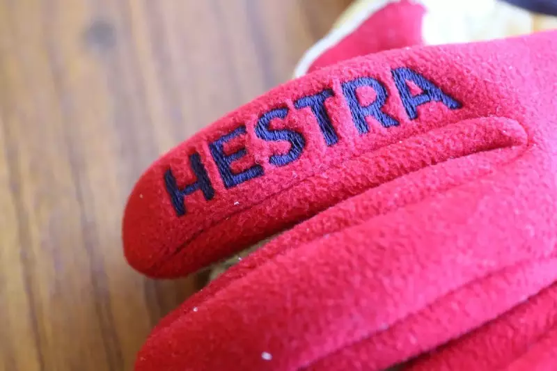 ヘストラ グローブ