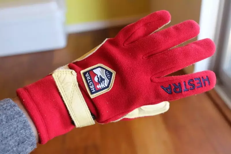 ヘストラ グローブ