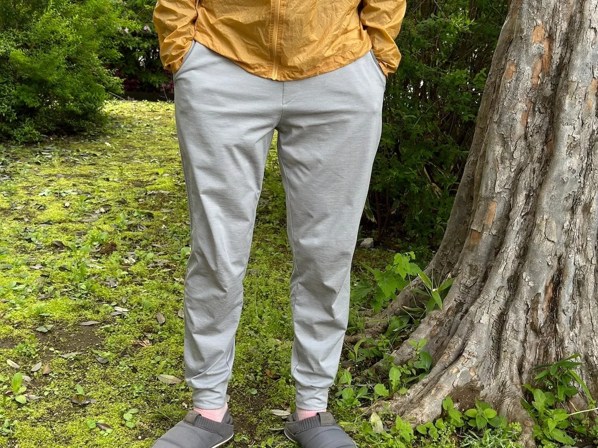 2990円で手に入る『ウルトラストレッチドライEXジョガーパンツ』!ユニクロのパンツが登山に使える?良い点と悪い点を深掘りしてみた
