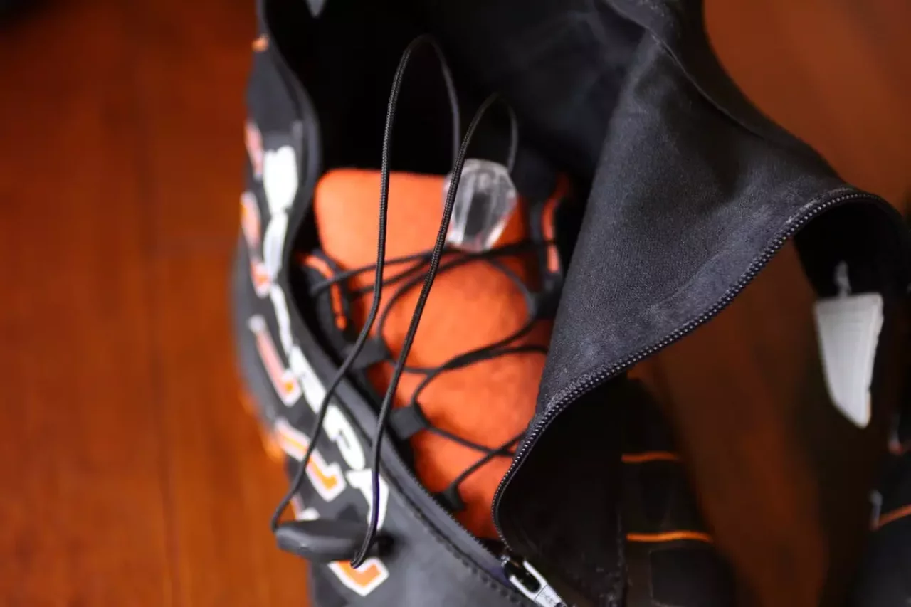 スカルパ ニュートロンG 冬山 トレイルランニングシューズ ゲイター