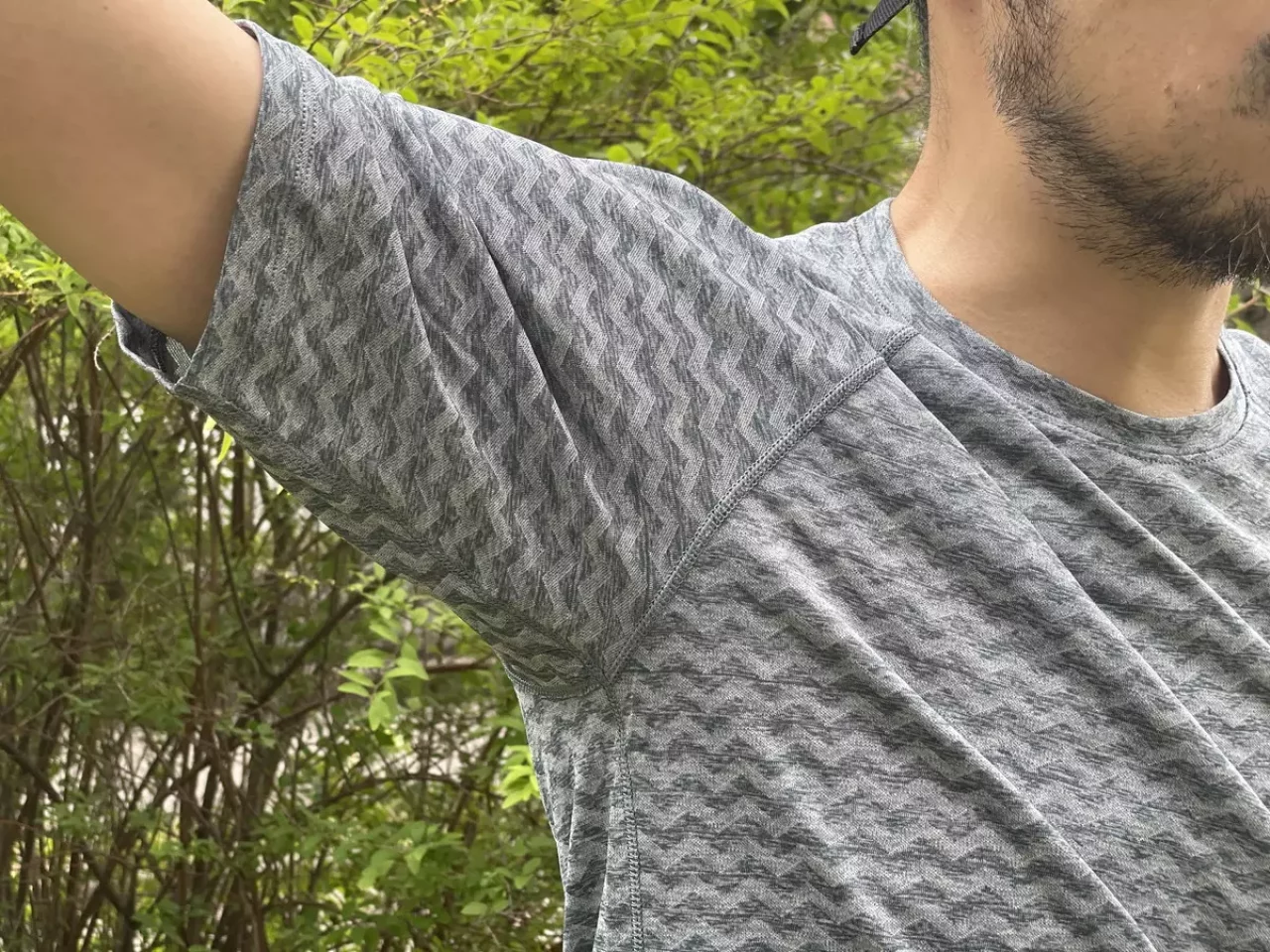 ユニークなストレッチ構造