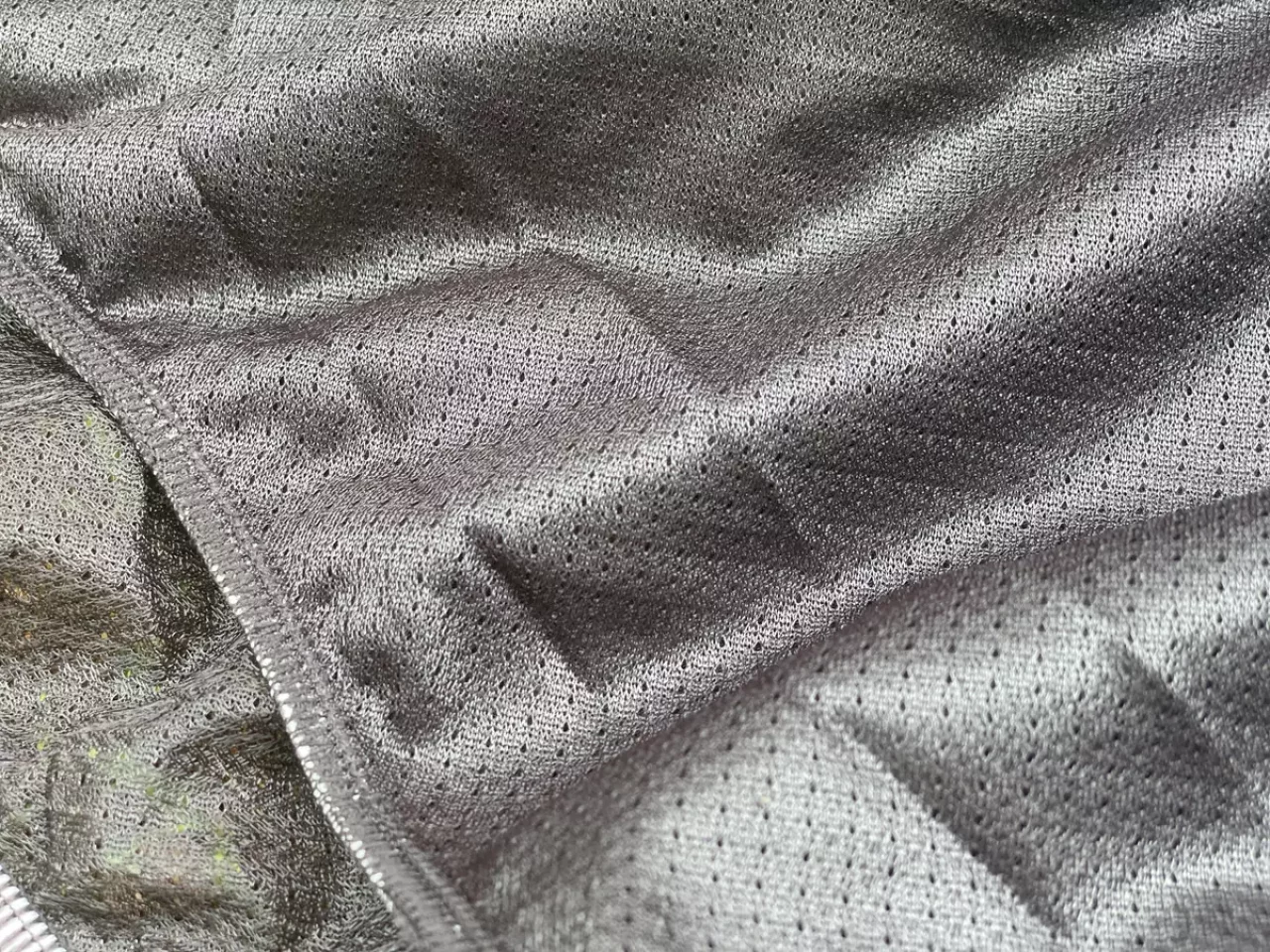 ライナー付きバギーズ・ロングの涼しい快適な履き心地