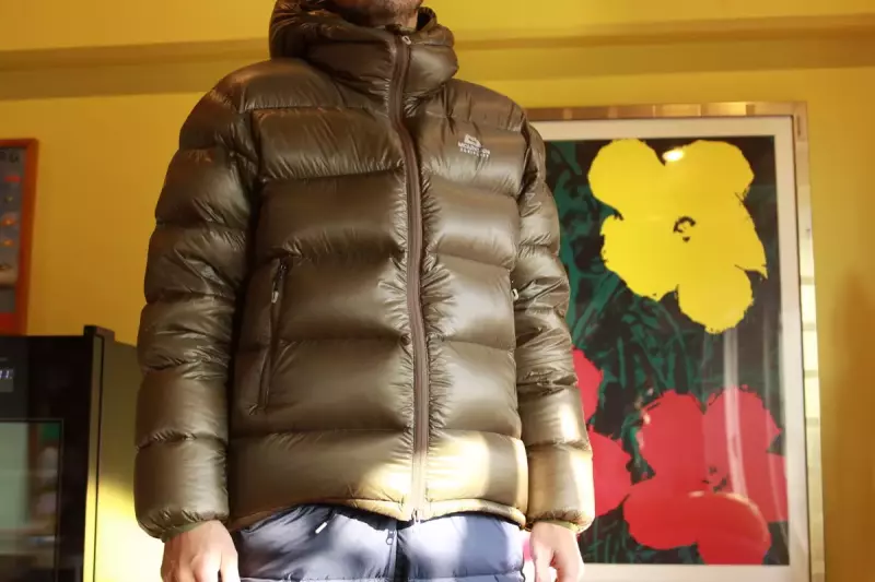 マウンテンイクイップメント ダウンジャケット