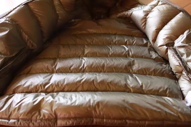 マウンテンイクイップメント ダウンジャケット ダウン性能