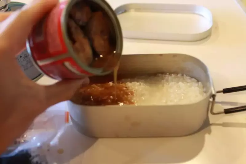 鯖缶炊き込みご飯 メスティンレシピ