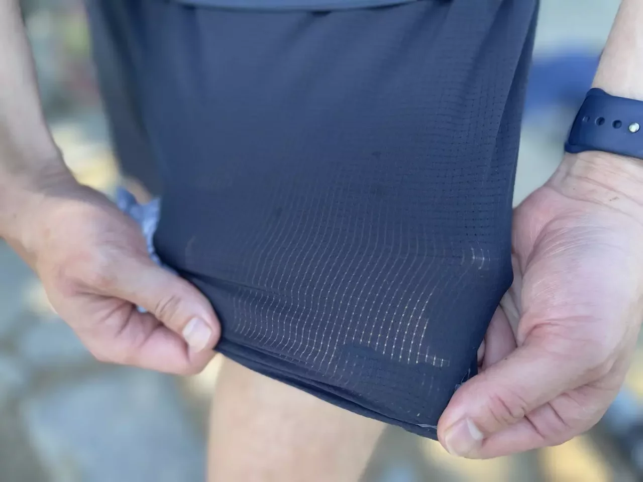 とにかく薄い生地でずっとドライ Rab『Talus ウルトラショーツ』とにかく薄い生地でずっとドライ