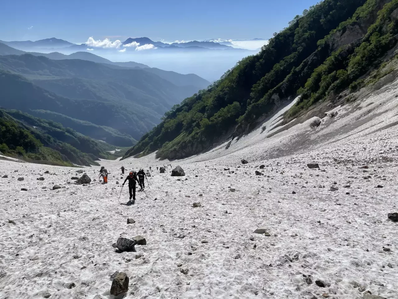 白馬大雪渓を歩く際の注意点