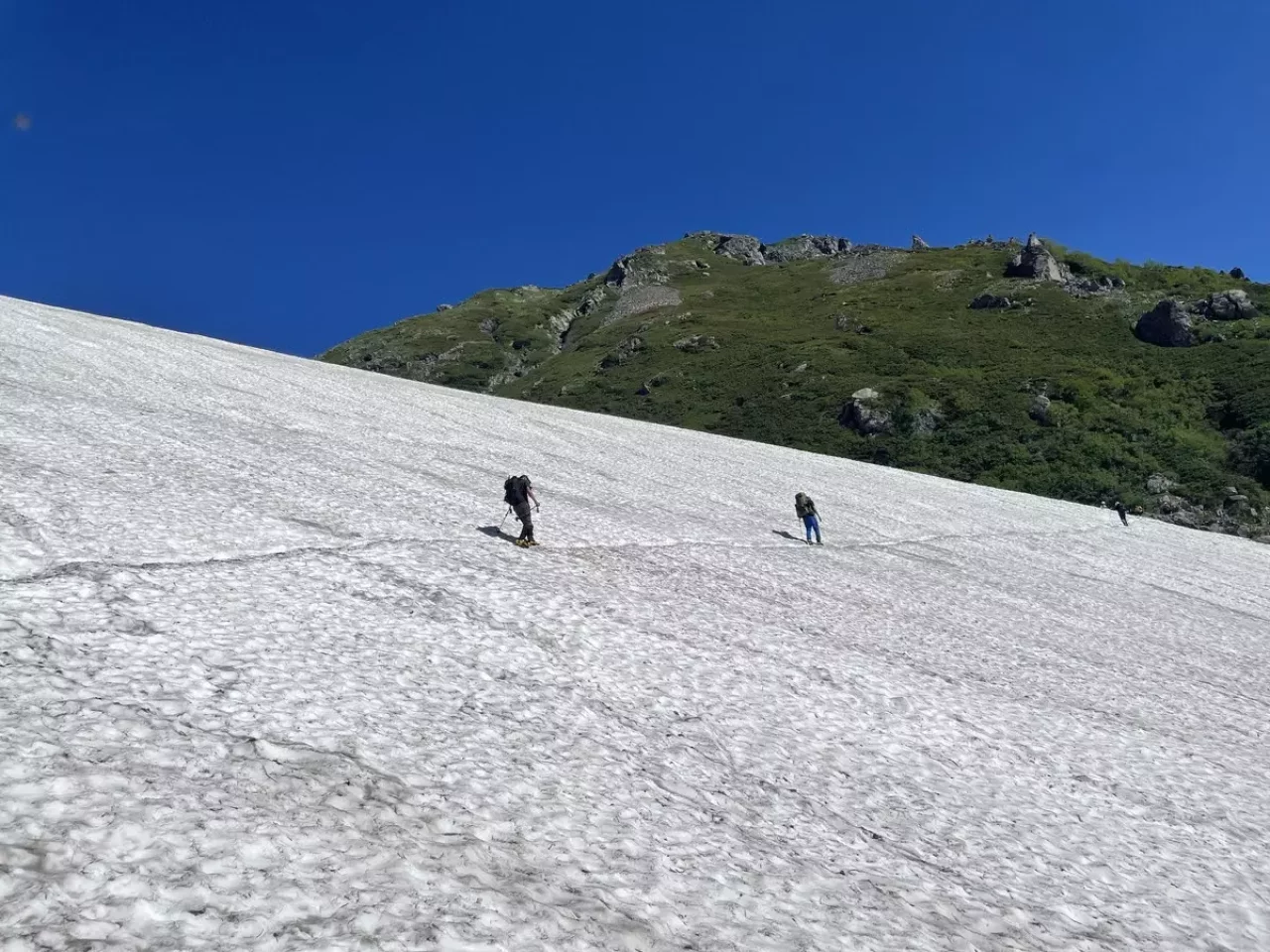 登山でヘルメットが必要な山④:転倒による側頭部・前頭部の怪我
