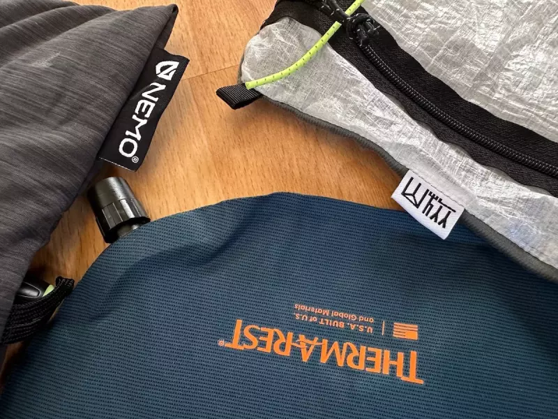 テント泊登山で寝心地がよくコンパクトに持ち歩ける枕|テントマット・枕|テント泊装備|登山ギア|山のモノ|登山・トレラン・山スキーマガジン「山旅旅」