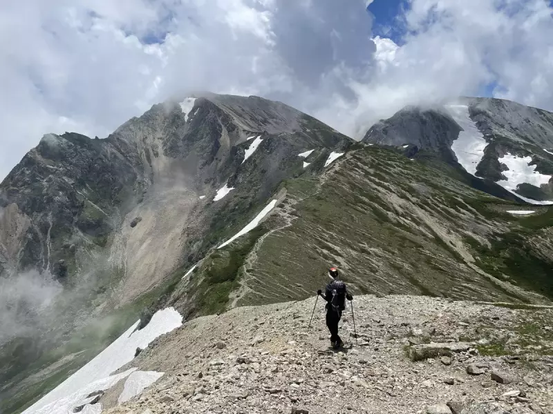 白馬岳から白馬三山への道のり