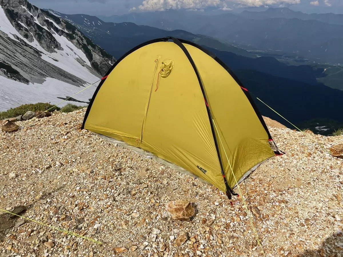 【レビュー】設営が早く軽量コンパクト!ヘリテイジ『クロスオーバードーム〈2G〉』−シングルウォールの欠点と改善策も紹介