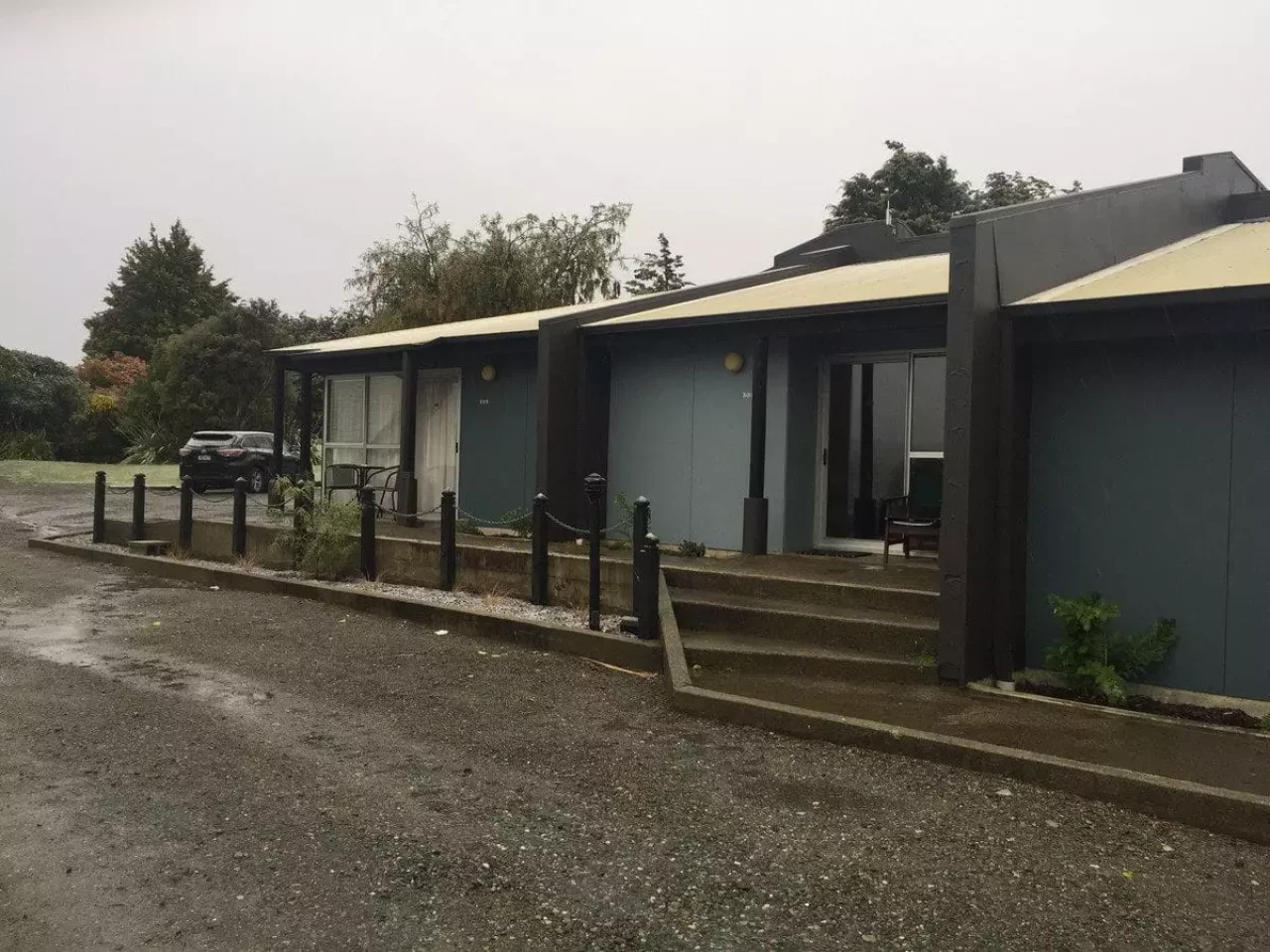 フィヨルドランド ナショナル パーク ロッジ