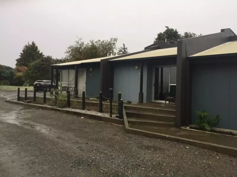 フィヨルドランド ナショナル パーク ロッジ