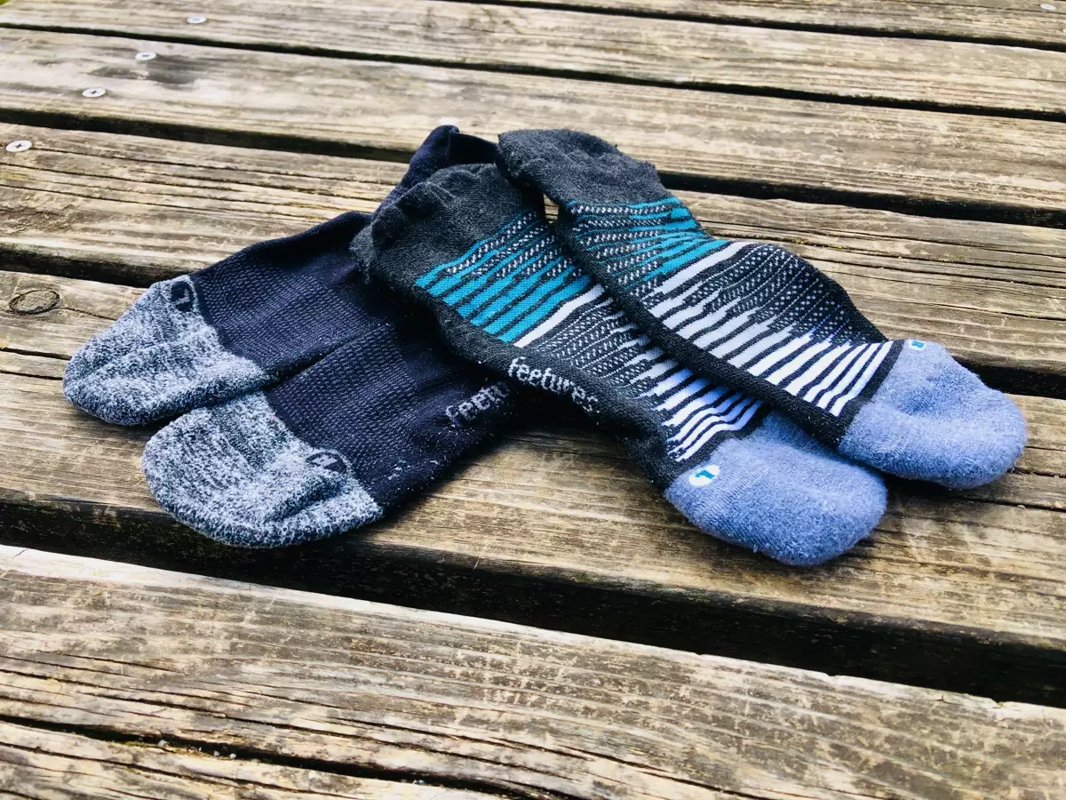 【レビュー】アメリカ生まれのスポーツソックスメーカーfeetures