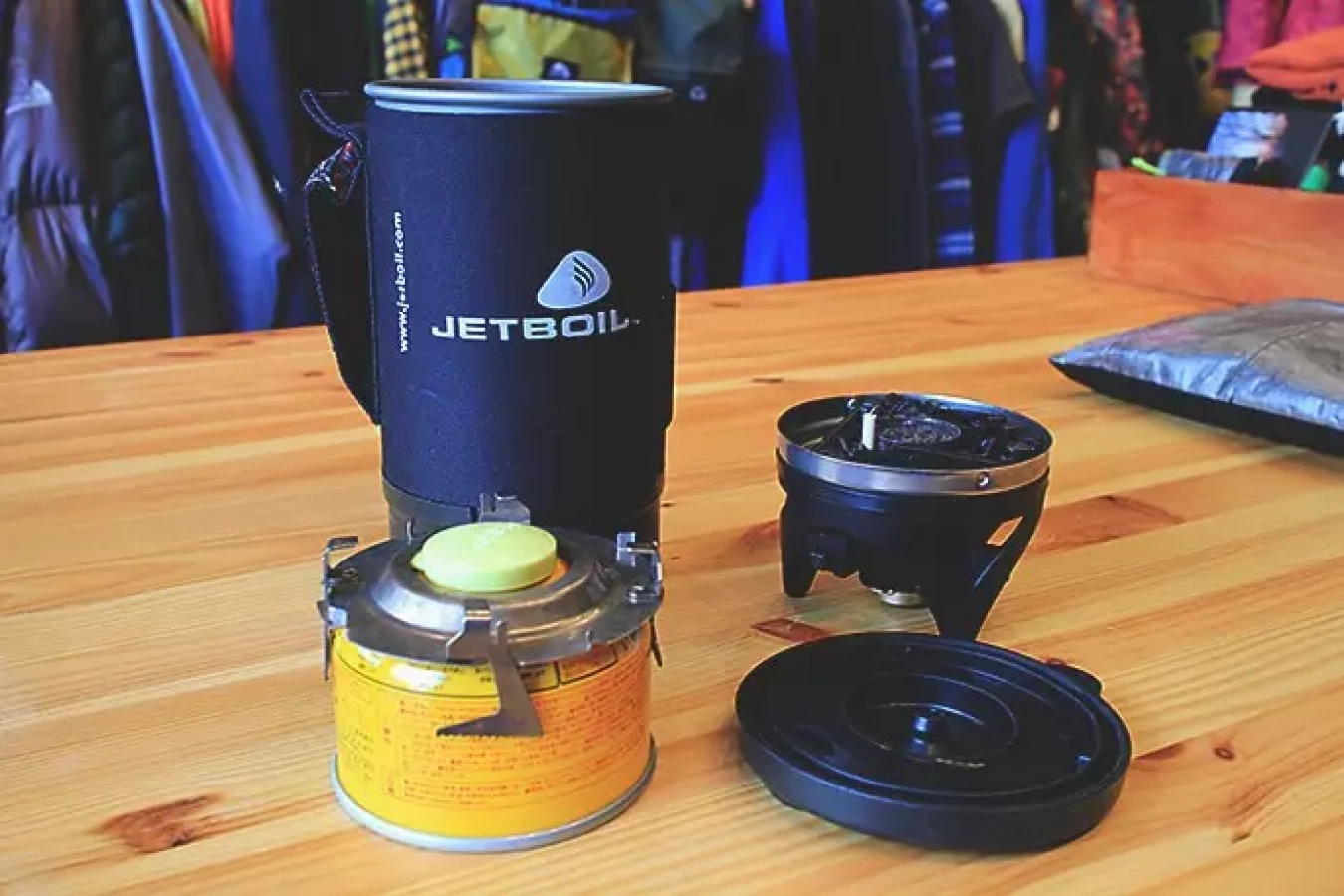 ジェットボイル 早くお湯が沸くストーブ