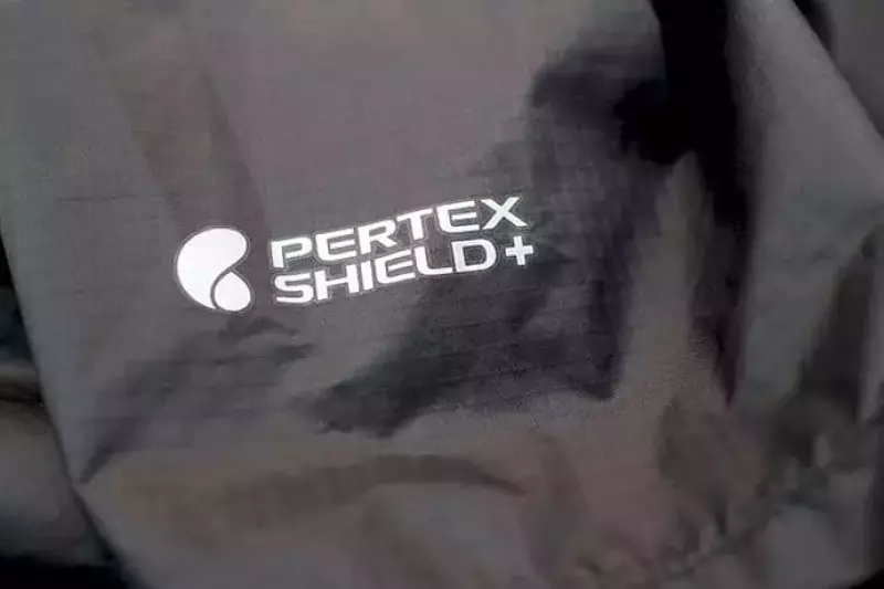 アウトドアリサーチ ヘリウムⅡジャケット