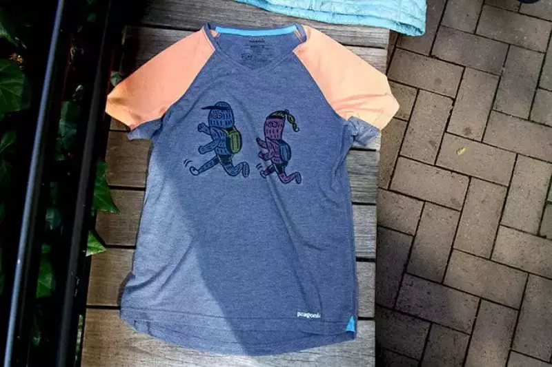 パタゴニアのナイントレイルズTシャツ