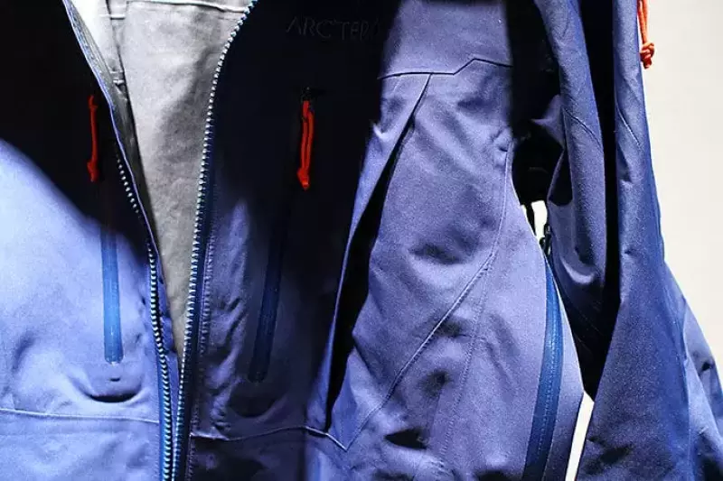 アークテリクス アルファ sv