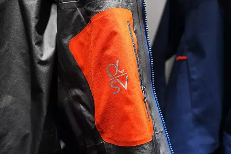 アークテリクス アルファ sv