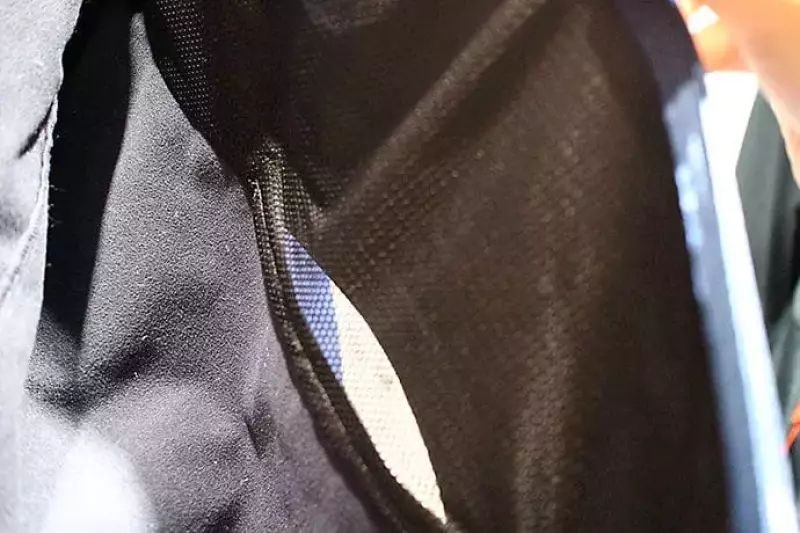 アークテリクス エプシロンSVフーディー