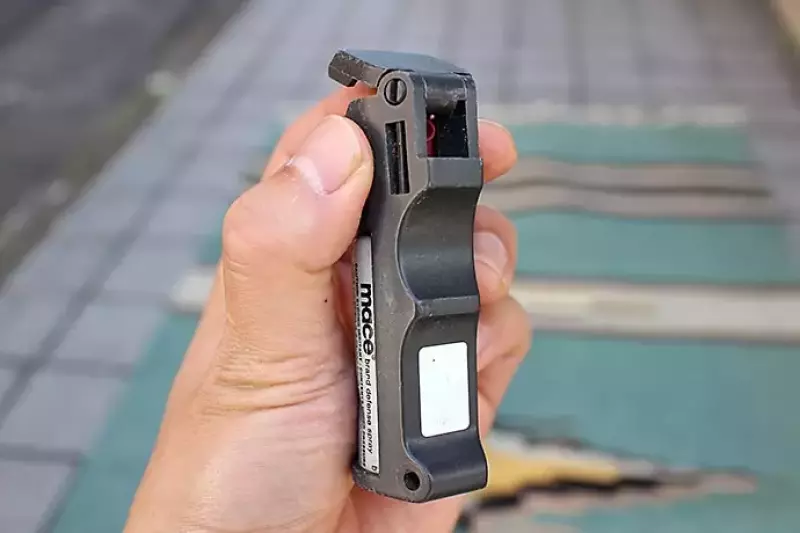 熊よけスプレー 山に入る時には携帯している|エマージェンシーキット|登山ギア|山のモノ|登山・トレラン・山スキーマガジン「山旅旅」