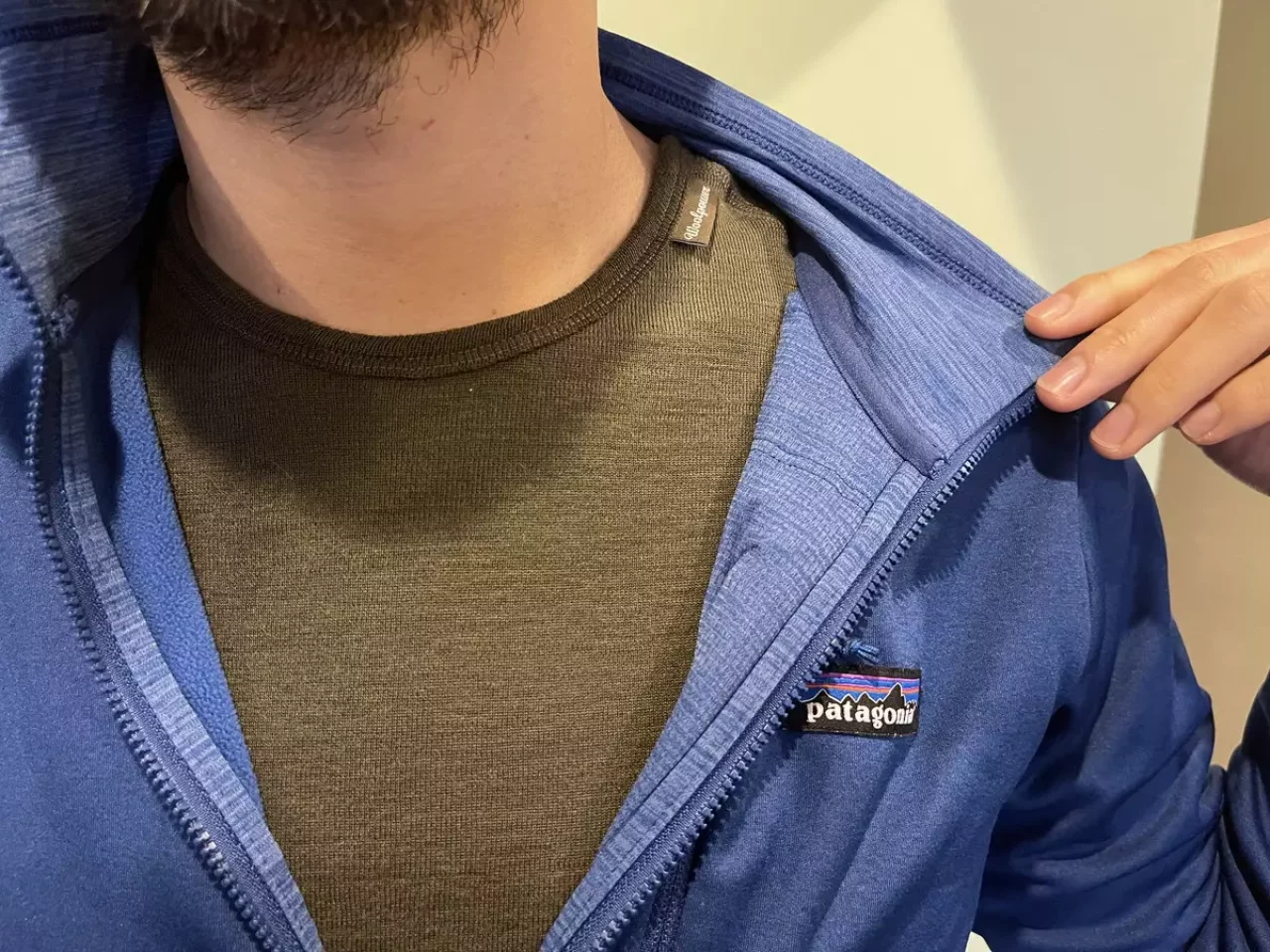 ウールパワーのライトモデルにミドルレイヤー&ウィンドブレーカー