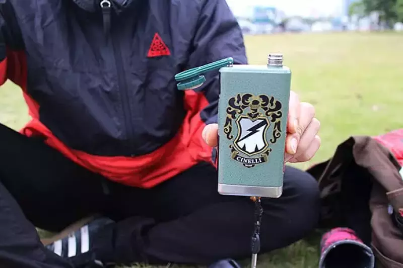 スタンレーのステンレス製フラスコ