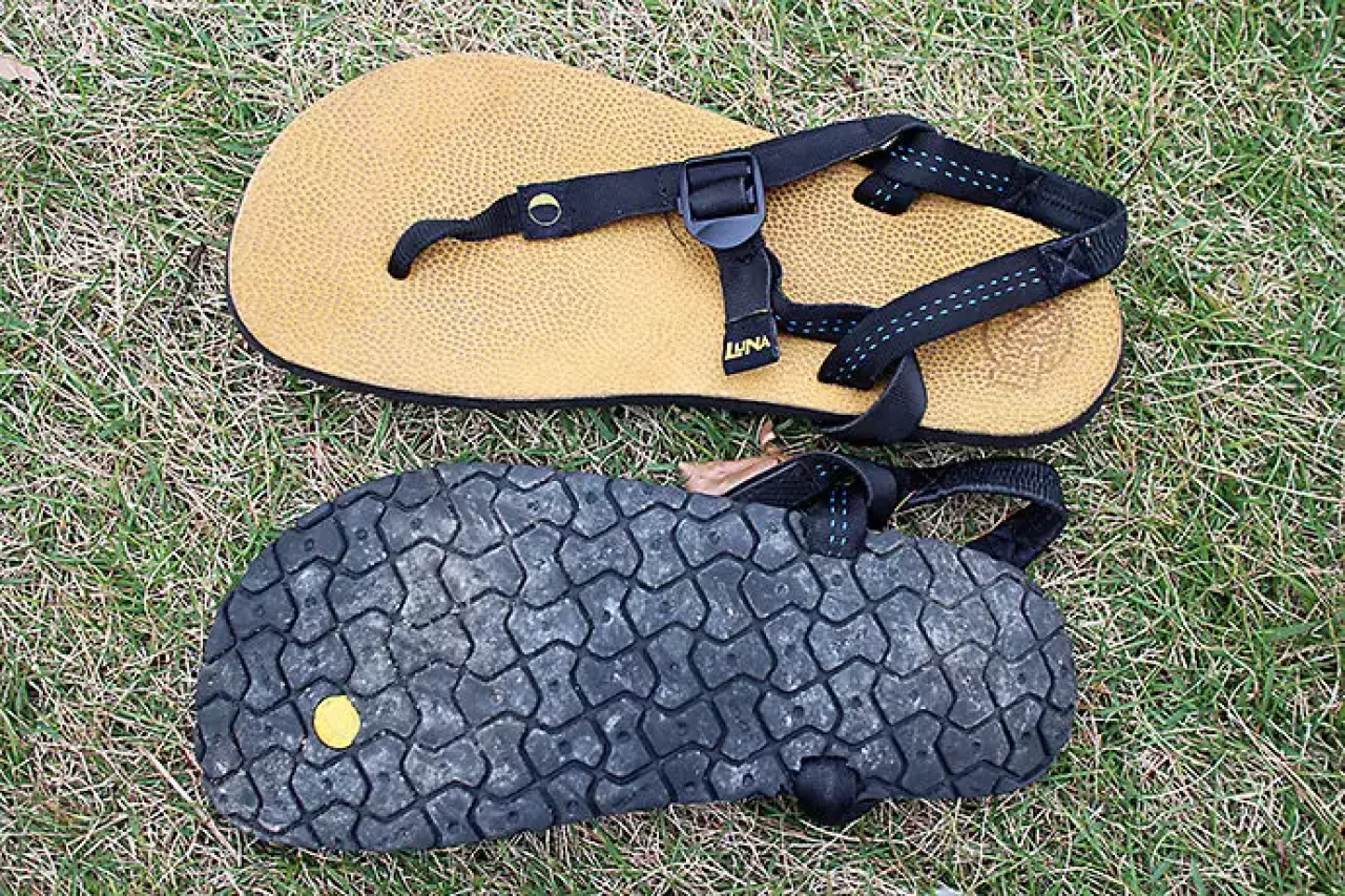 ルナサンダル「モノ・ゴート」