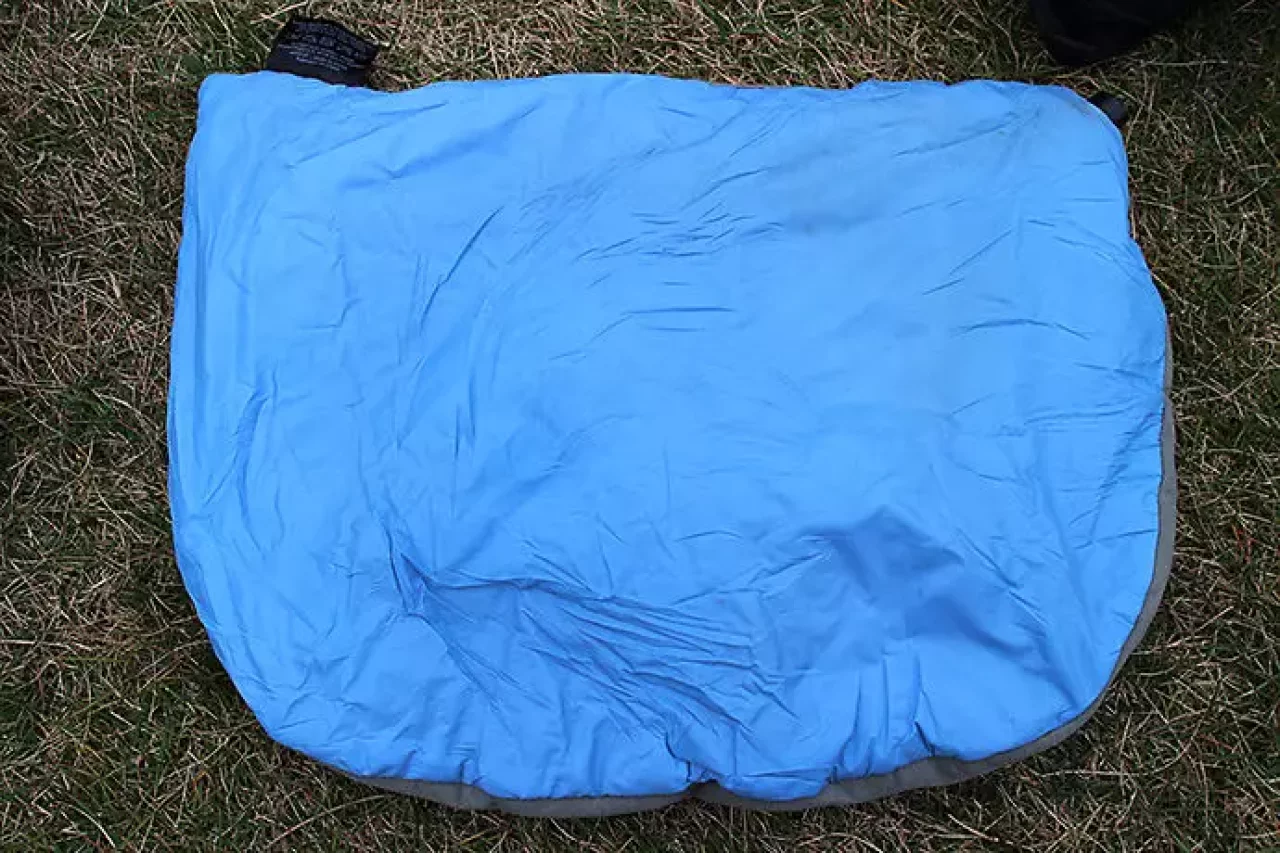 cocoon(コクーン)エアーコアHoodピローウルトラライト