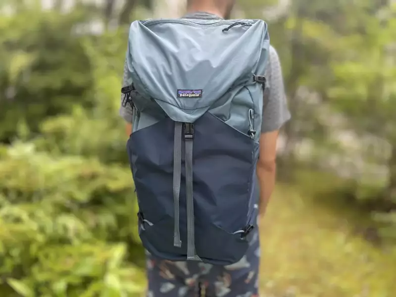 素早いものの出し入れができるポケット パタゴニア『アルトヴィア・パック36L』