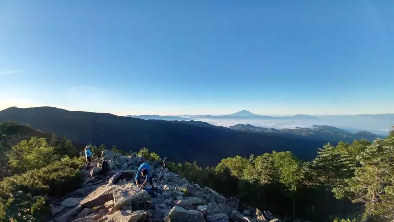 奥秩父 日本百名山 金峰山 大弛峠