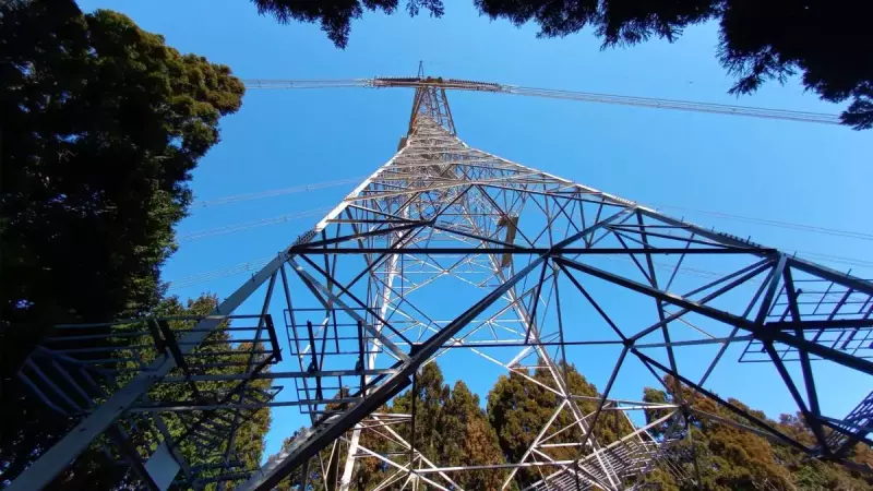 丹沢 三ノ塔 送電塔