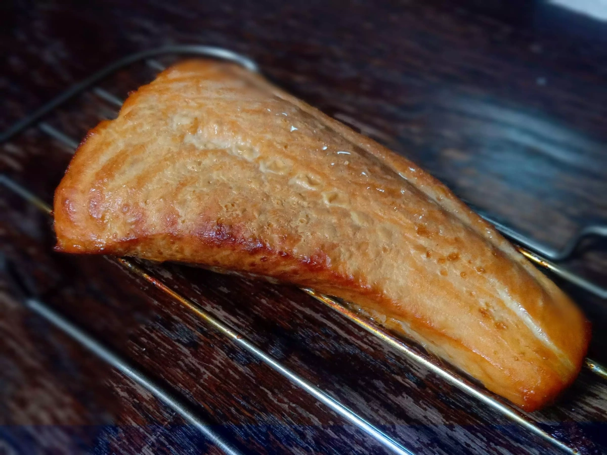 メスティン山ごはんレシピ-サーモンの燻製