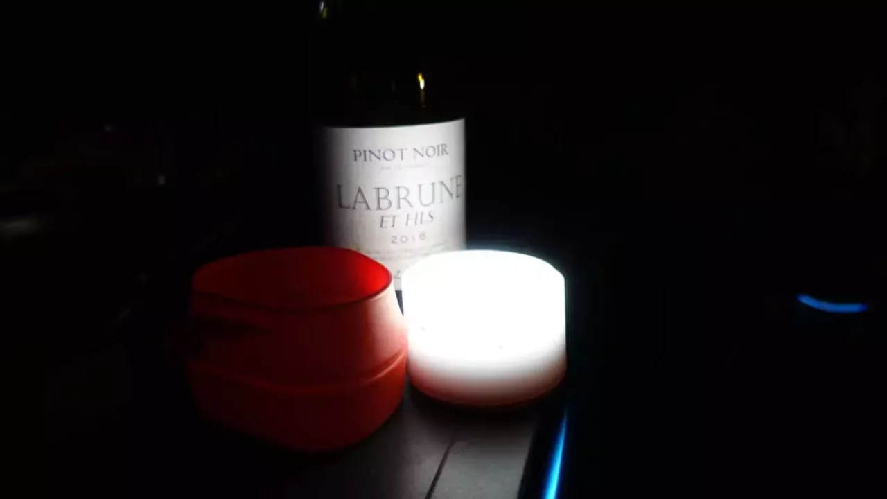 UCOのLEDランタンのマグネット