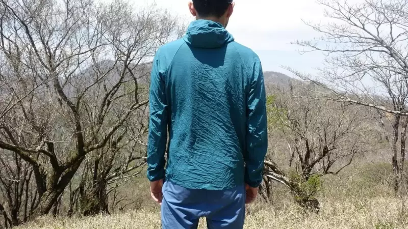 マウンテンハードウェア コアプレシェルフーディ