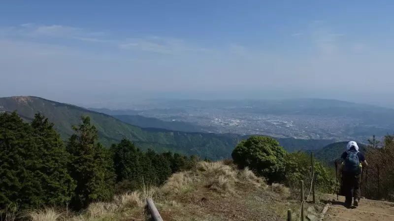 塔ノ岳からみる市内の景色