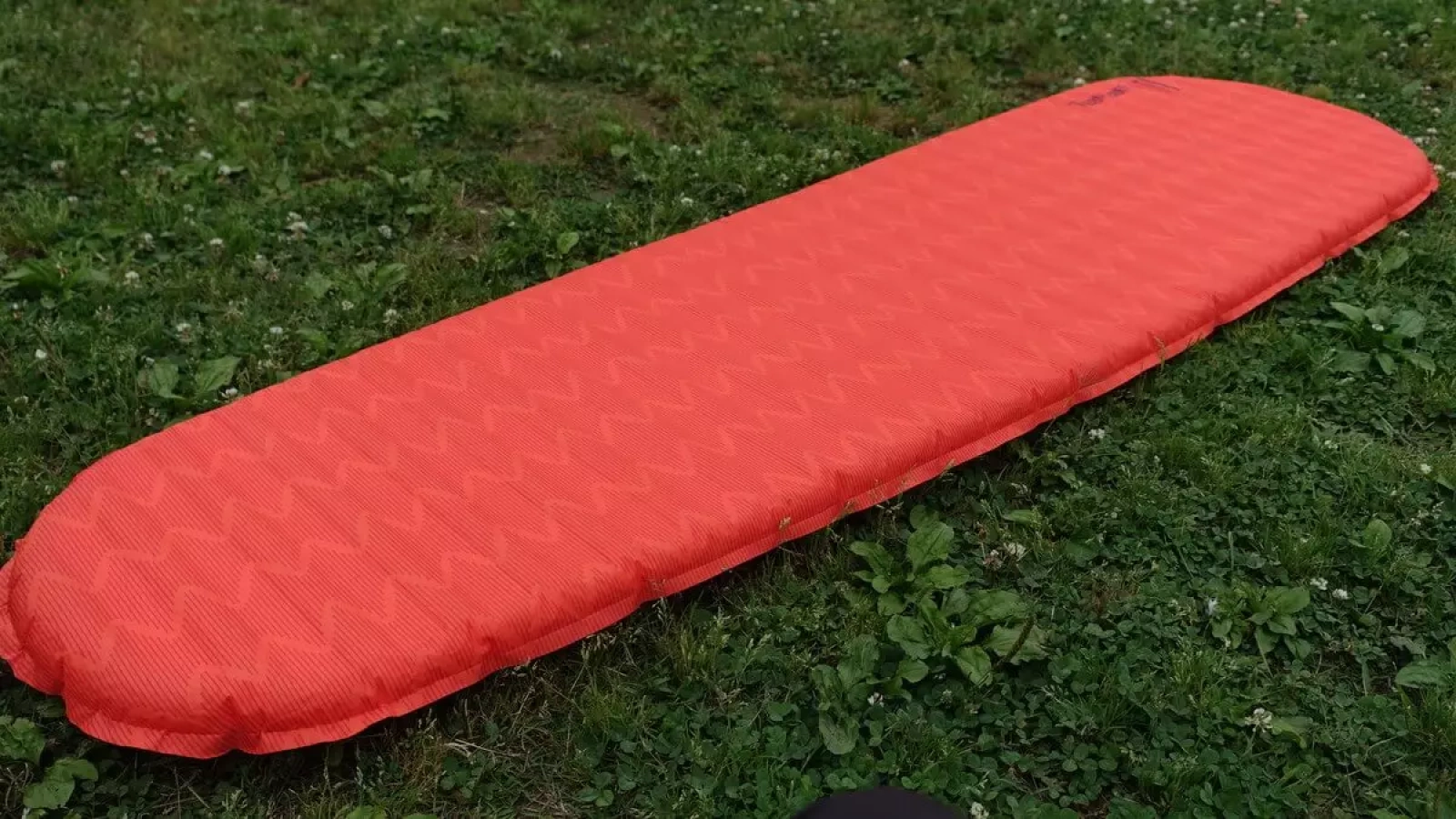 【レビュー】サーマレスト プロライトエイペックス 冬キャンプのテントマット