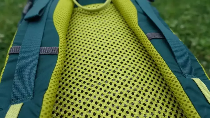 マックパックのバックパック フィヨルド40の機能美