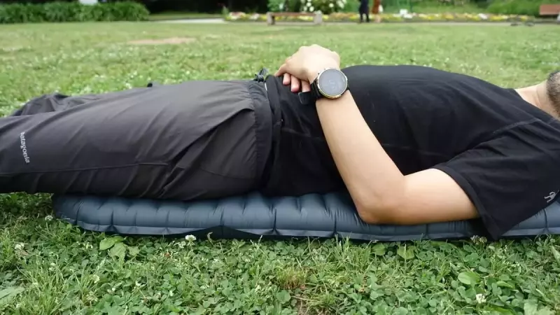 サーマレスト ネオエアーウーバーライト 厚み